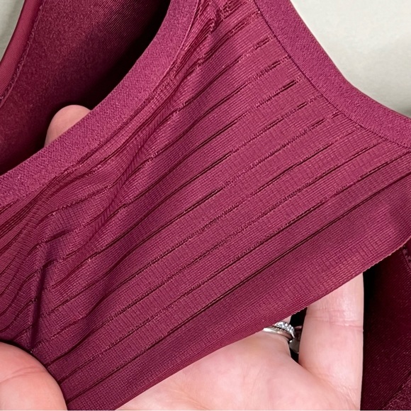 Third Love Seamless Full Coverage 24/7 Bra Maroon Rust Size 34D, fits like a 32D - Picture 6 of 7